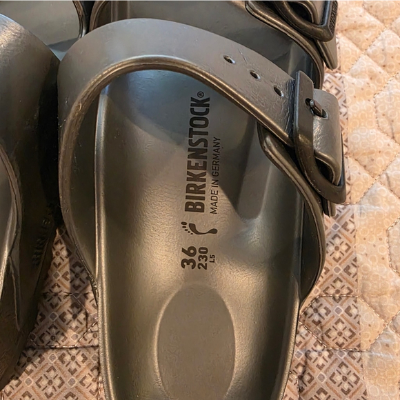 NWOB Birckenstock Arizona Essentials - Picture 4 of 7